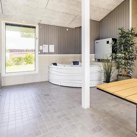 8 Person In Vaeggerlose-by Traum Tatil Evi